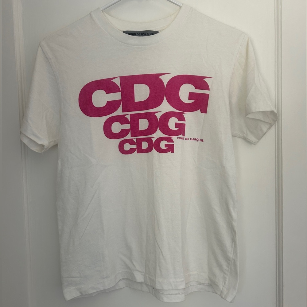 Comme des Garcons Logo White Tee with Pink CDG Graphic